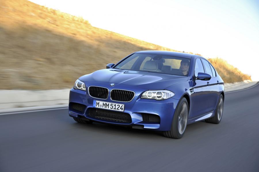  BMW M5 2011 года  (фото 158 из 344)